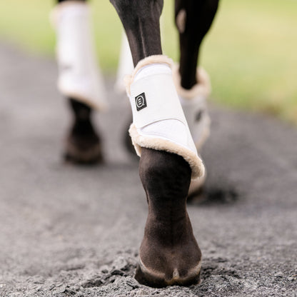 Essential Hind Boots, Vegan